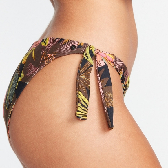 🍹VOLCOM JUST HIBISCUZ HIPSTER BIKINI BOTTOM SIZE M - Picture 2 of 8